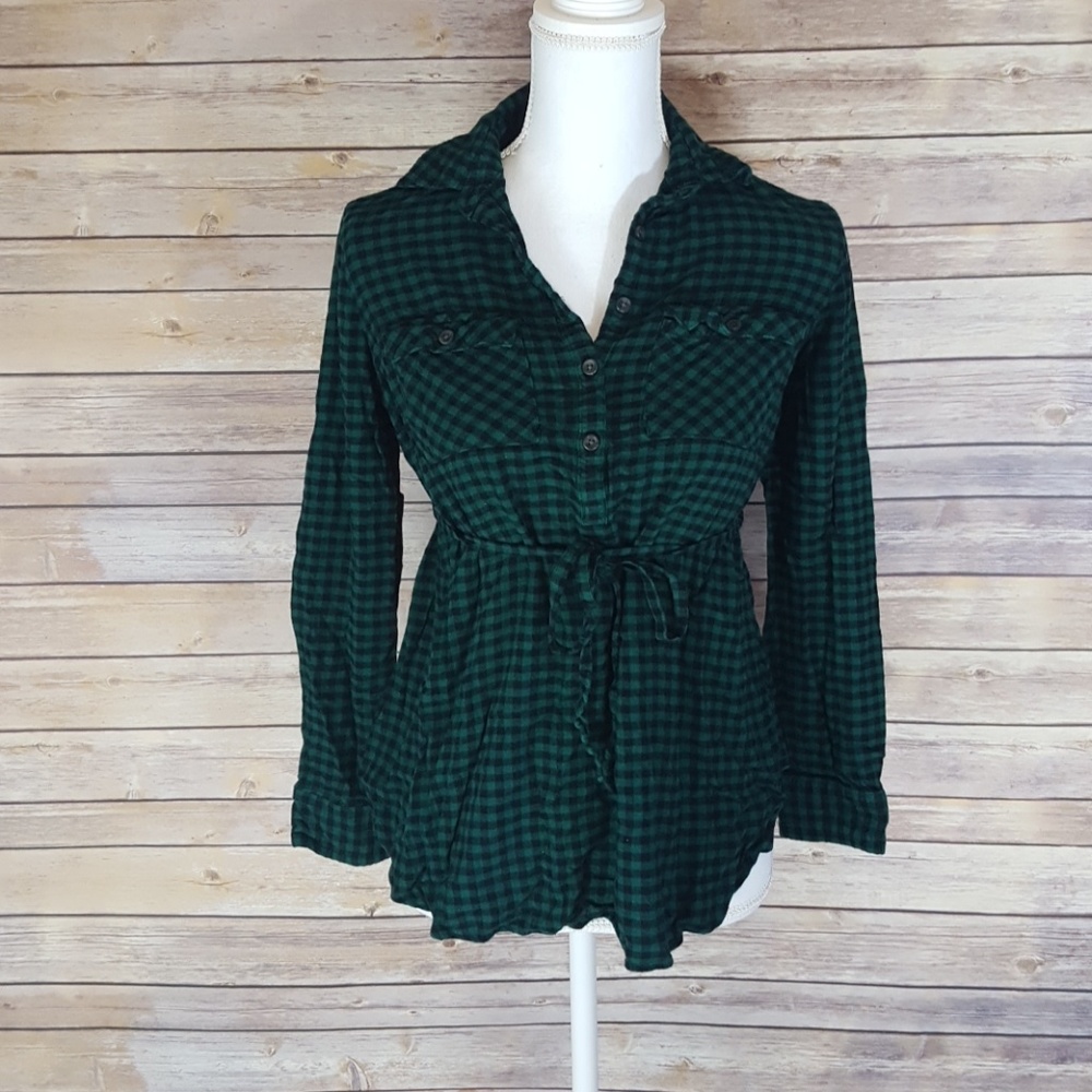 Ingrid & Isabel Green and Black Plaid Button-Down Shirt